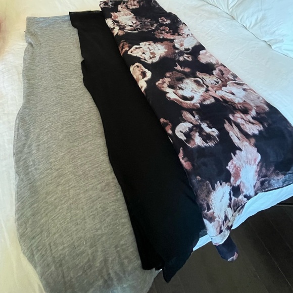 ❤️‍🔥SCARVES❤️‍🔥3FOR 1❤️‍🔥 Kerisma Infinity Scarves - Picture 1 of 8